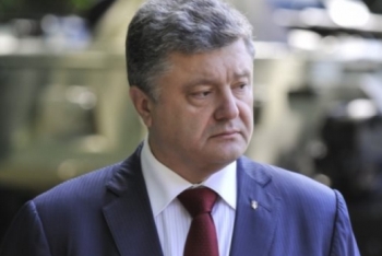 Порошенко призвал ЕС отреагировать на вторжение российской военной техники в Украину