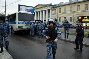 Freedom House резко осуждает действия российских властей по разгону мирных акций протеста 6 и 7 мая