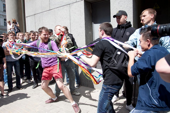 Геи поймали гомофобов: итоги Московского гей-прайда